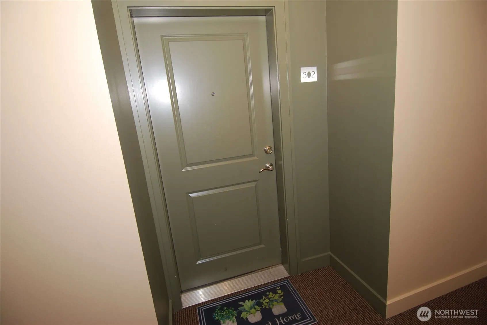 Property photo for 3217 Eastlake Avenue E #302, Seattle photo 4
