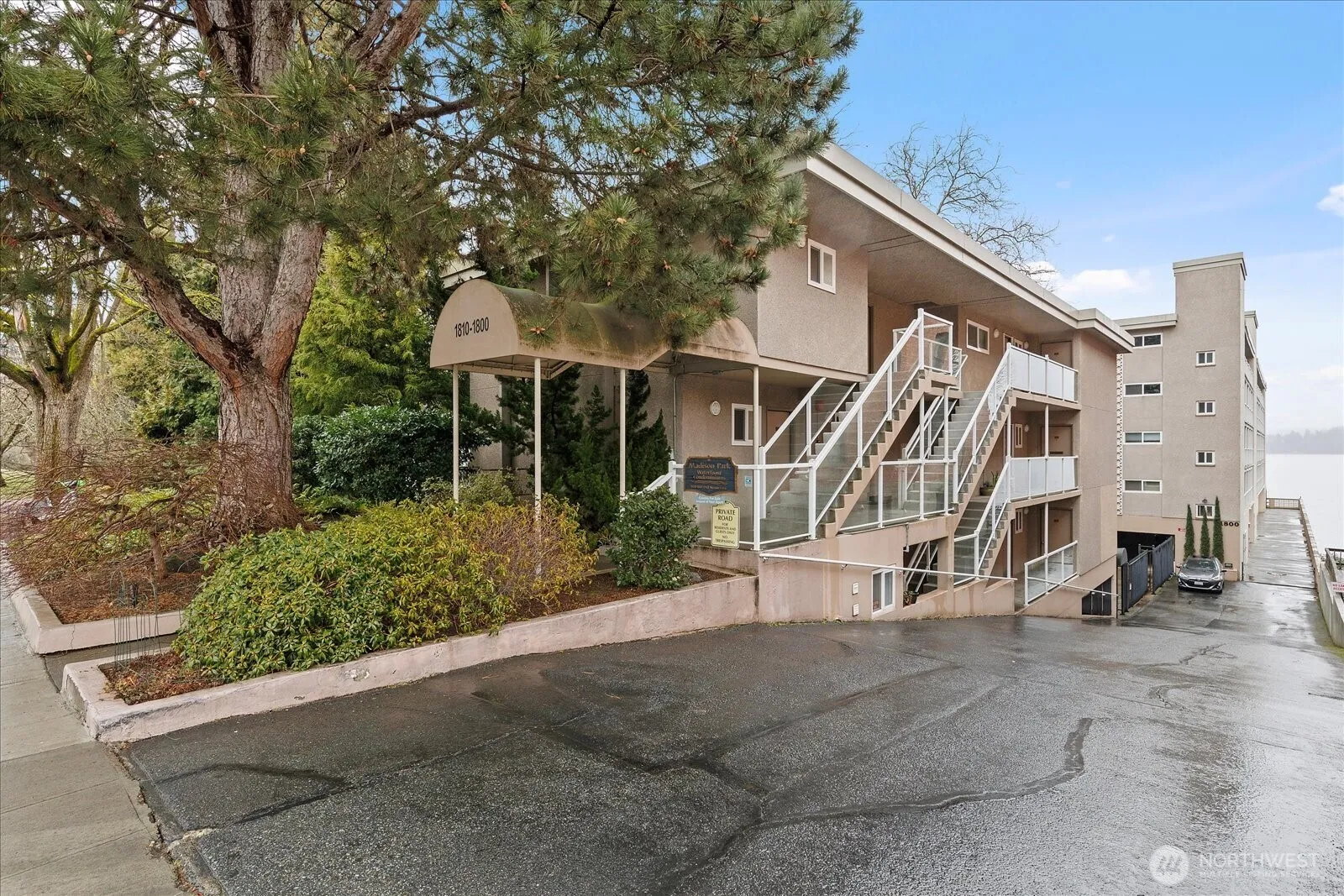 Property photo for 1810 43rd Avenue E #301, Seattle photo 2