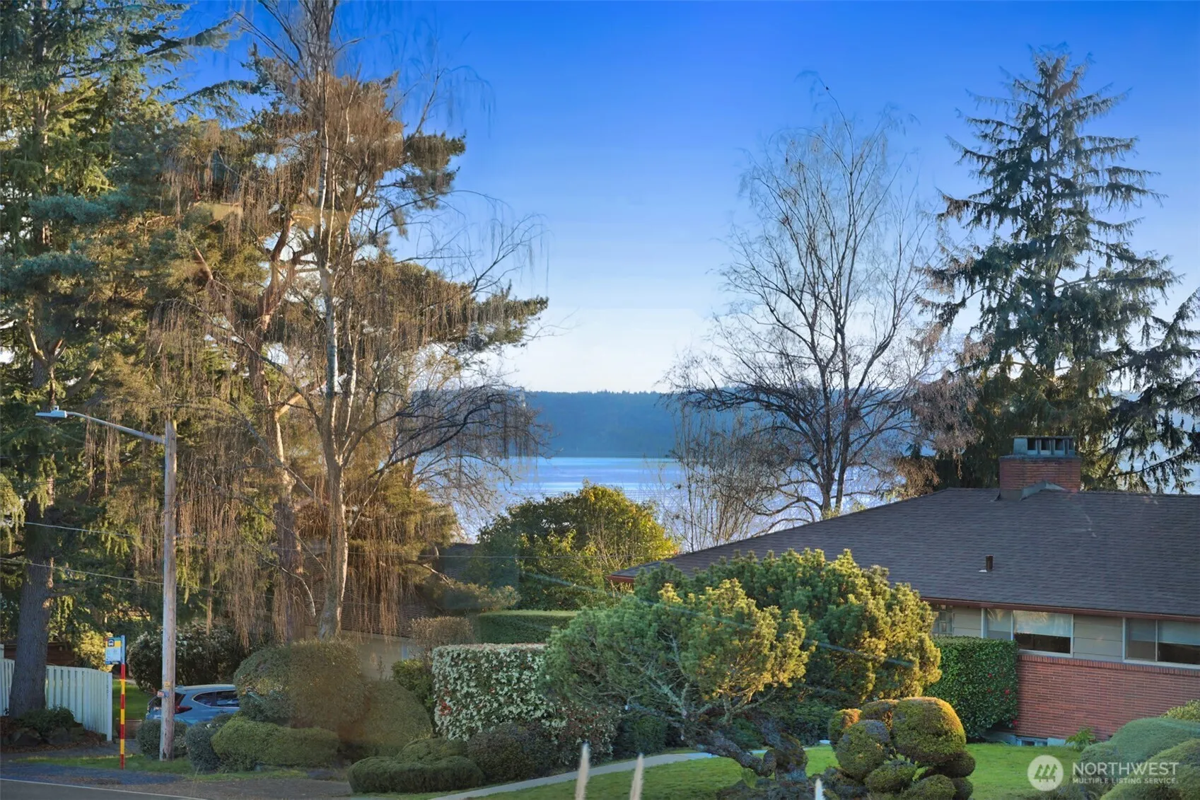 Property photo for 10850 Marine View Drive Sw, Seattle photo 3