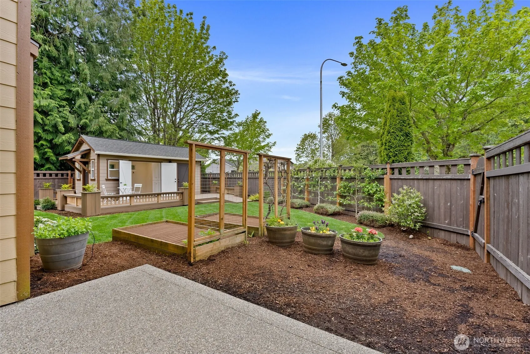 Property photo for 8896 Silverspot Drive Se, Tumwater photo 4