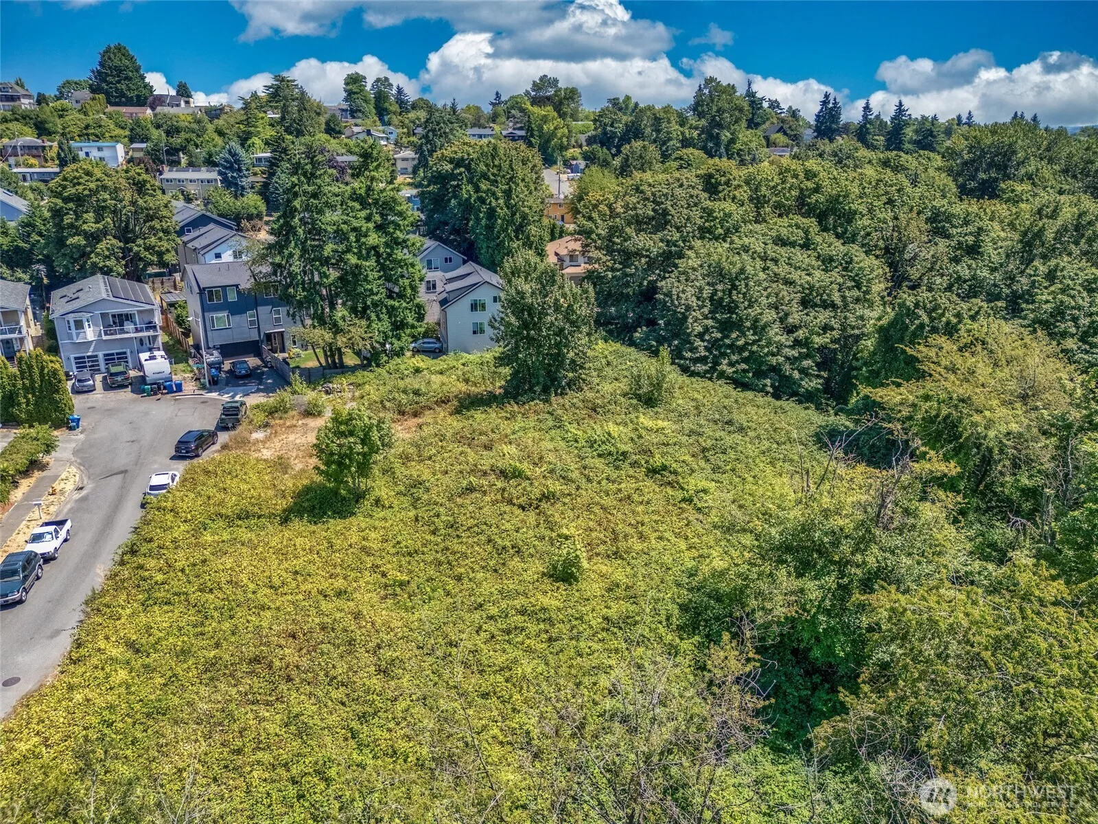 Property photo for 2021 S Raymond Street, Seattle photo 4