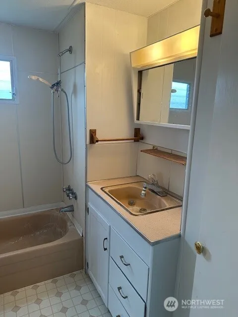 Property photo for 14 Leitch Place, Coupeville photo 5