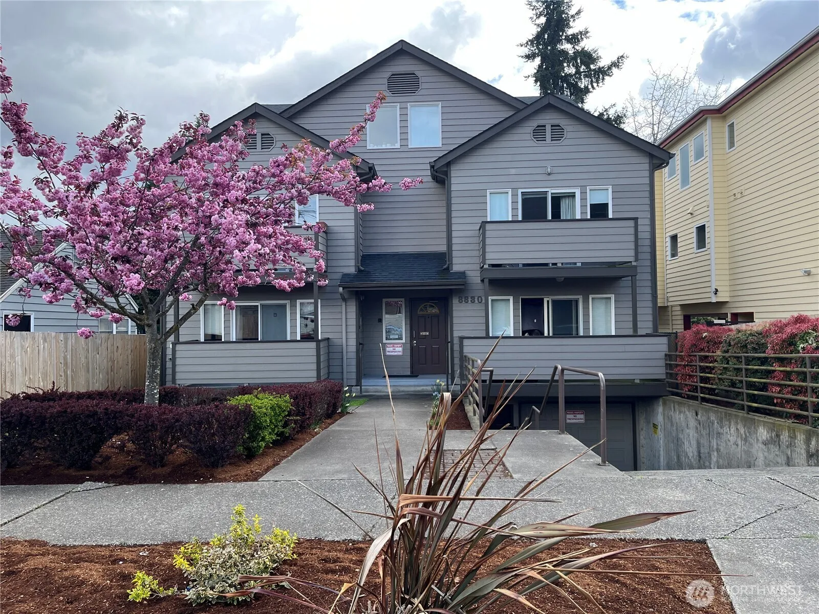 Property photo for 8830 Nesbit Avenue N, Seattle photo 3