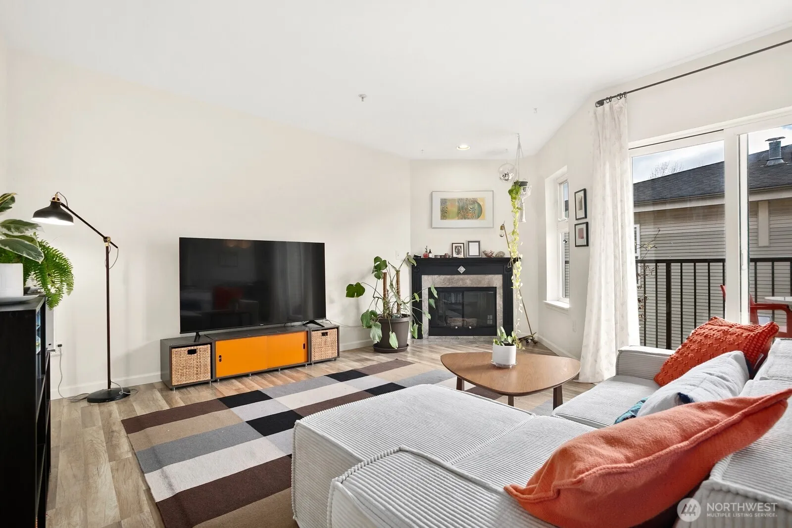 Property photo for 2117 N 107th Street #402, Seattle photo 2