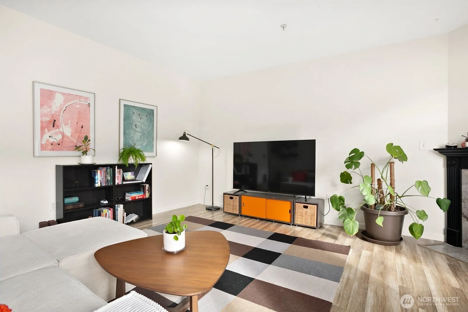 Property photo for 2117 N 107th Street #402, Seattle photo 3