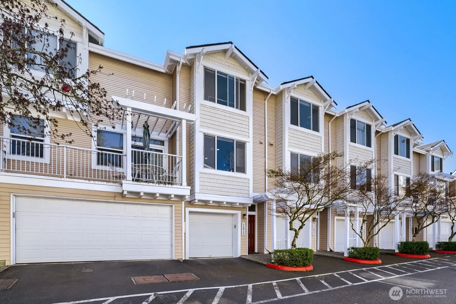 Property photo for 11913 Ne 163rd Place, Bothell photo 3