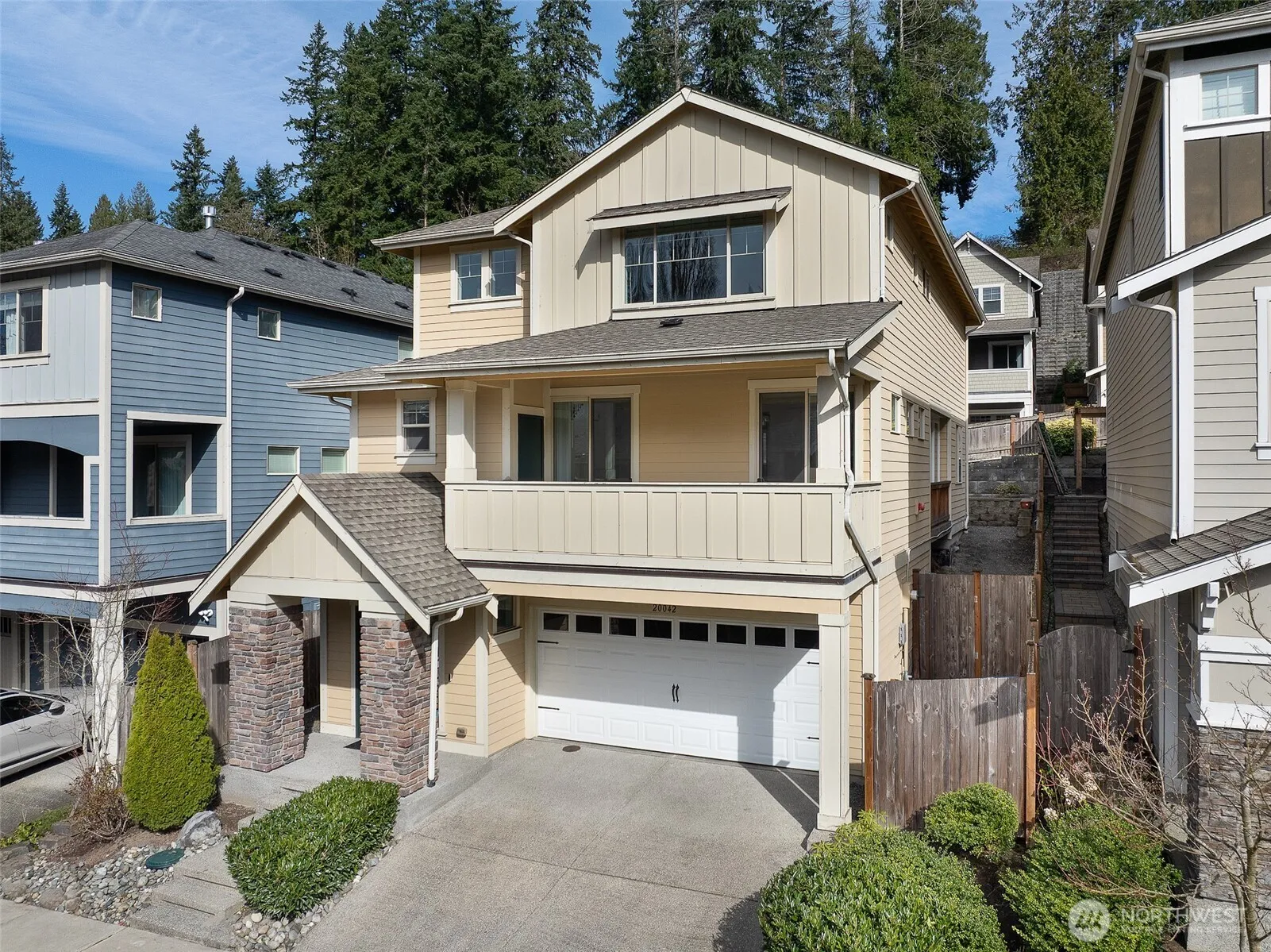 Property photo for 20042 94th Avenue Ne, Bothell