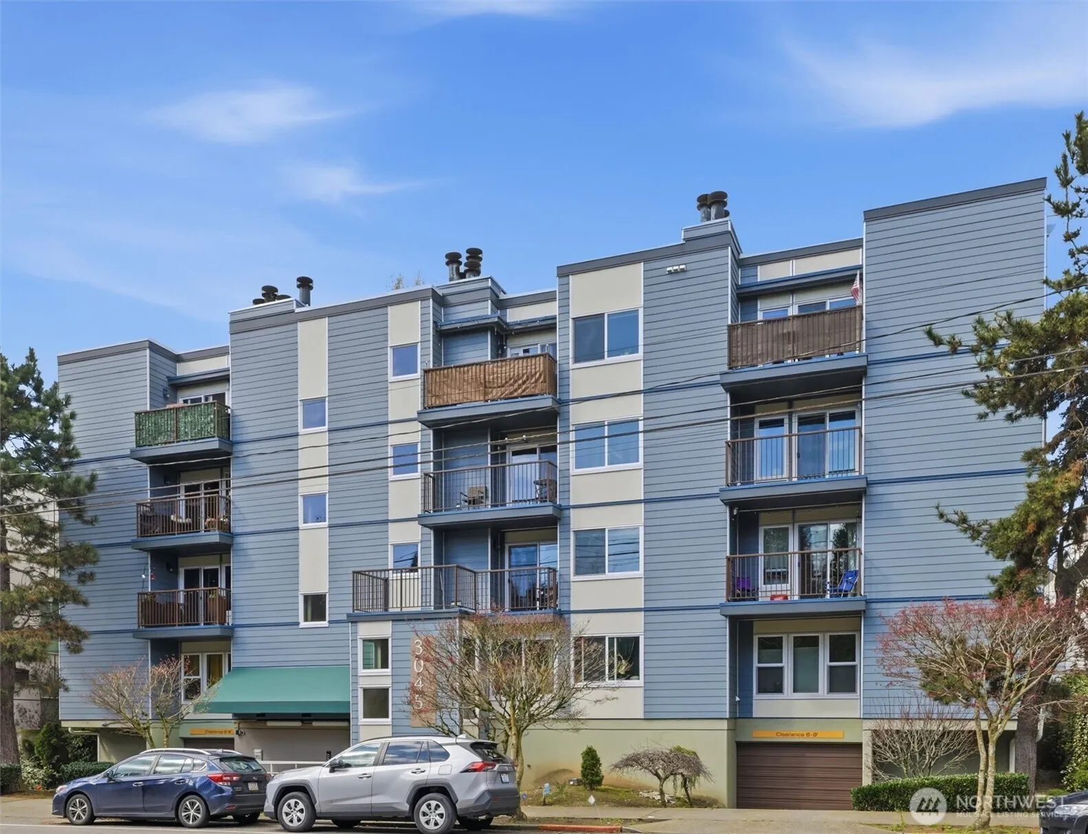 Property photo for 3045 20th Avenue W #303, Seattle photo 3