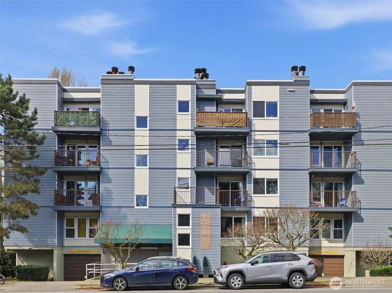 Property photo for 3045 20th Avenue W #303, Seattle photo 2