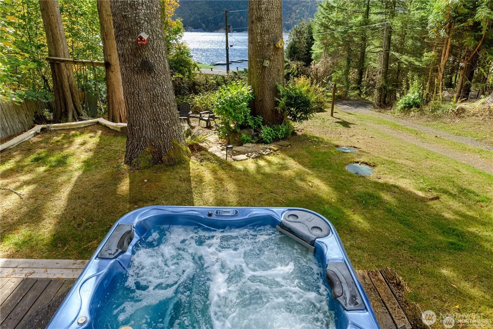 Property photo for 17 Thompson Point Road, Port Angeles