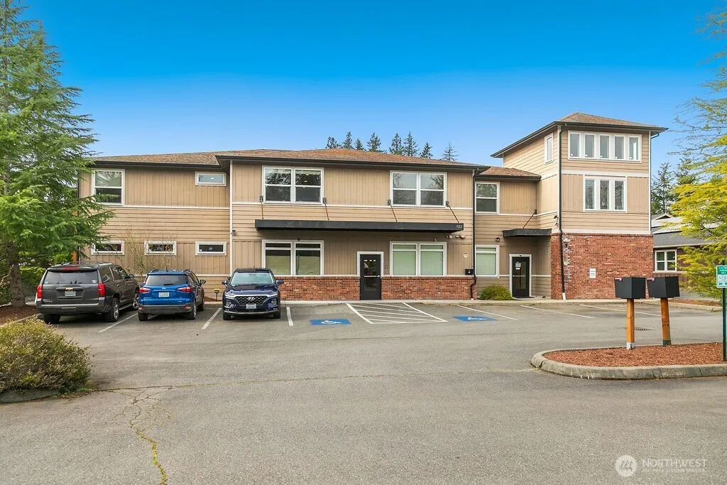 Property photo for 1922 Pottery Avenue, Port Orchard photo 5