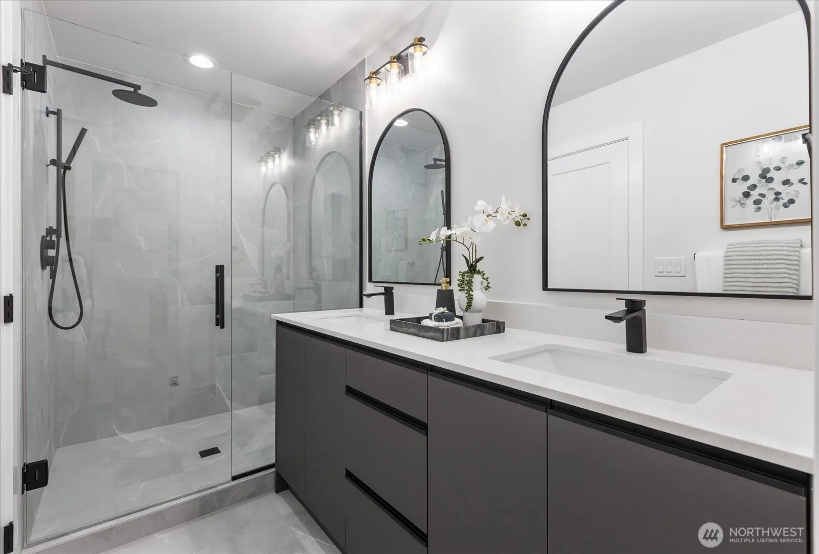 Property photo for 3120 Queen Anne Avenue N, Seattle photo 5