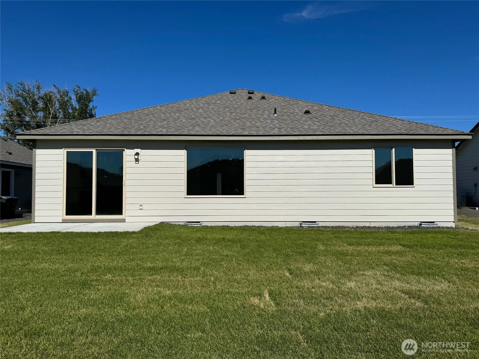 Property photo for 312 N Montana Street, Moses Lake photo 2