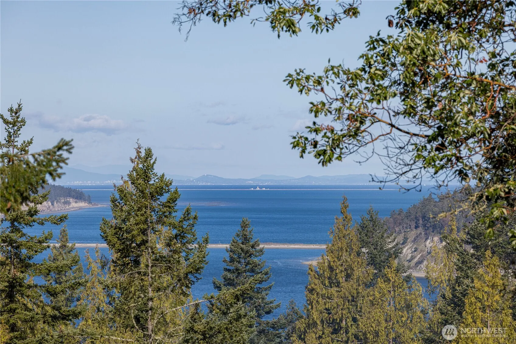 Property photo for 11 E Mindy Lane, Sequim