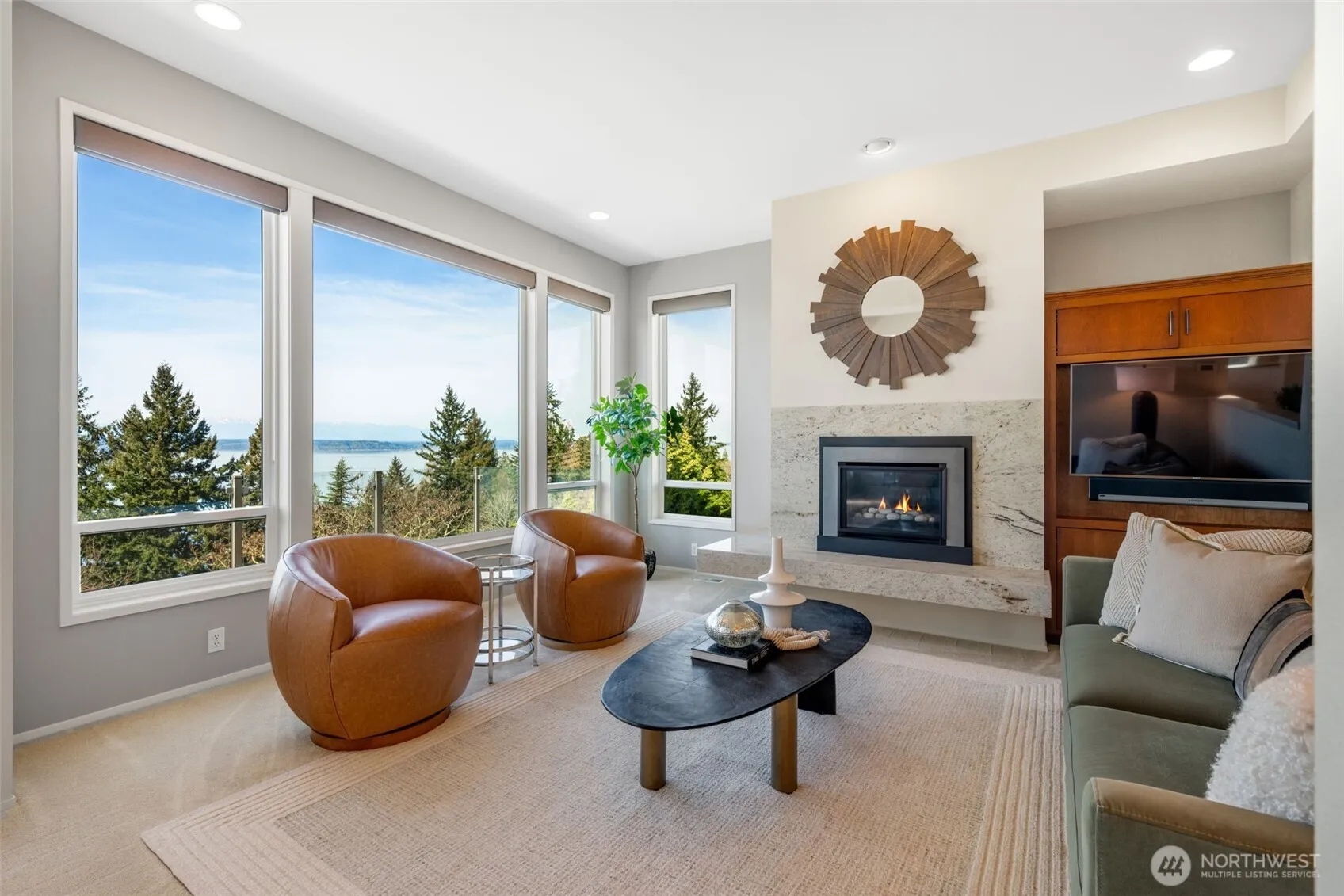 Property photo for 4017 56th Avenue Sw, Seattle photo 5