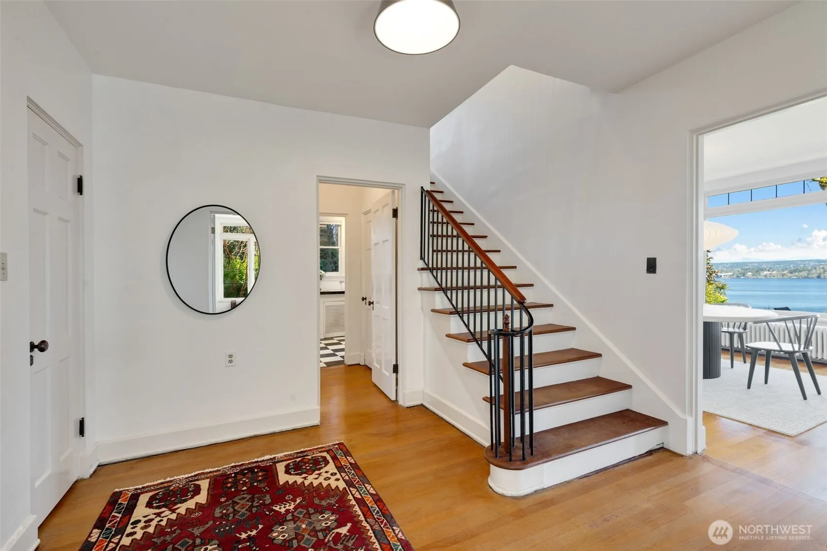 Property photo for 520 36th Avenue E, Seattle photo 4