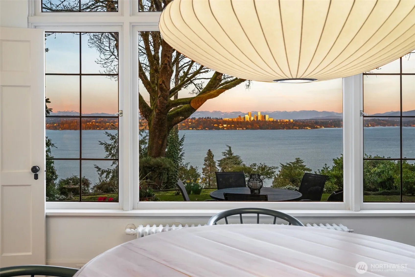 Property photo for 520 36th Avenue E, Seattle