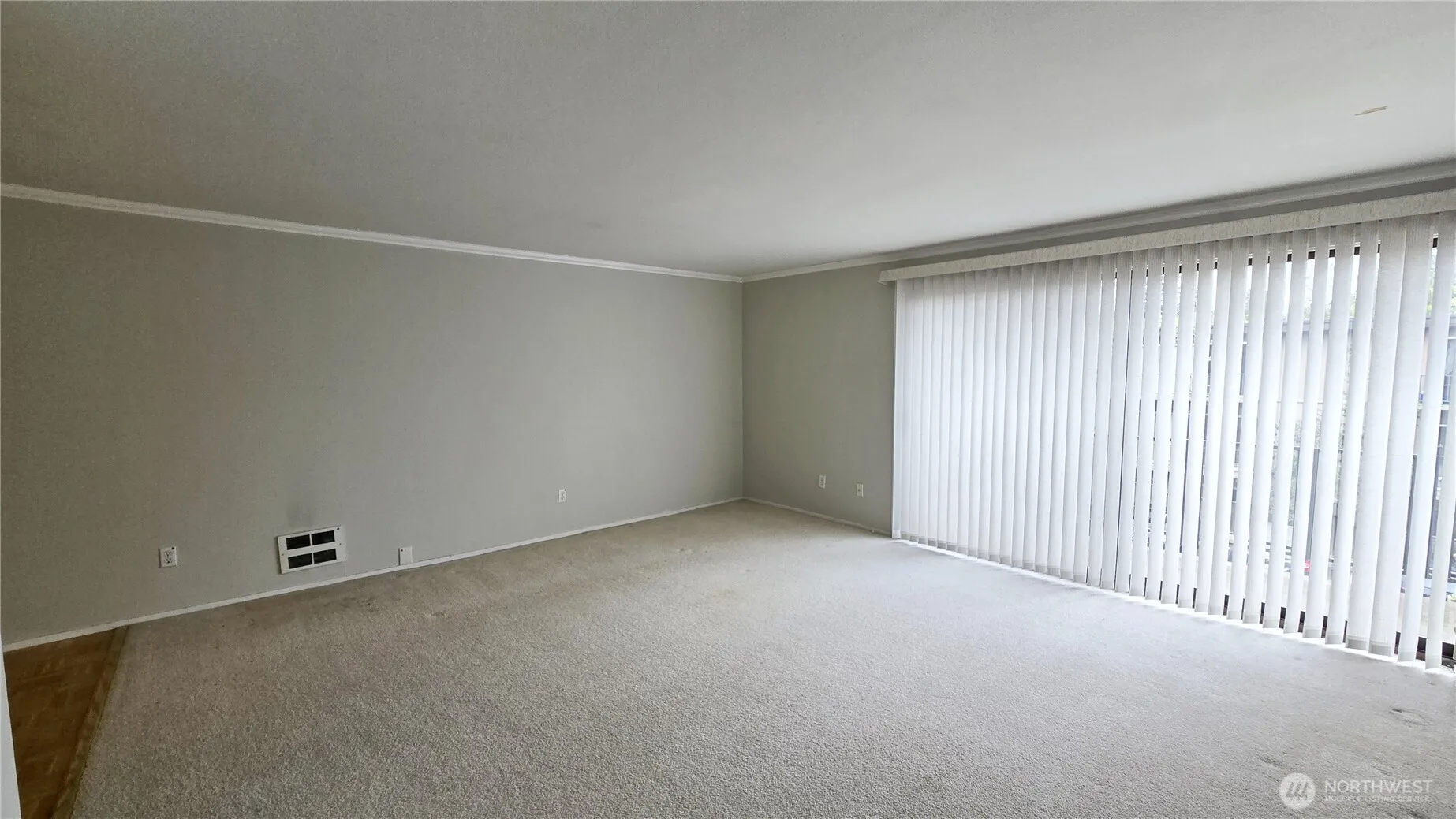 Property photo for 11010 Ne 68th Street #627, Kirkland photo 3