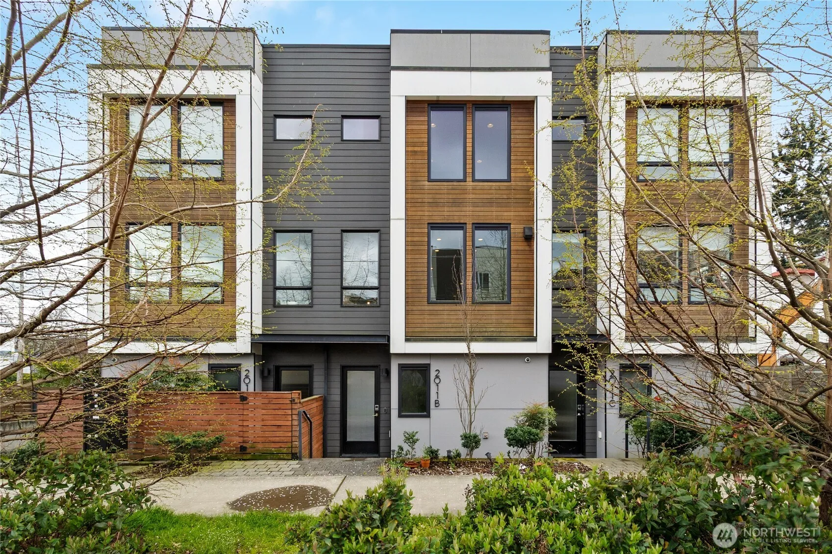 Property photo for 2011 Nw 64th Street #b, Seattle