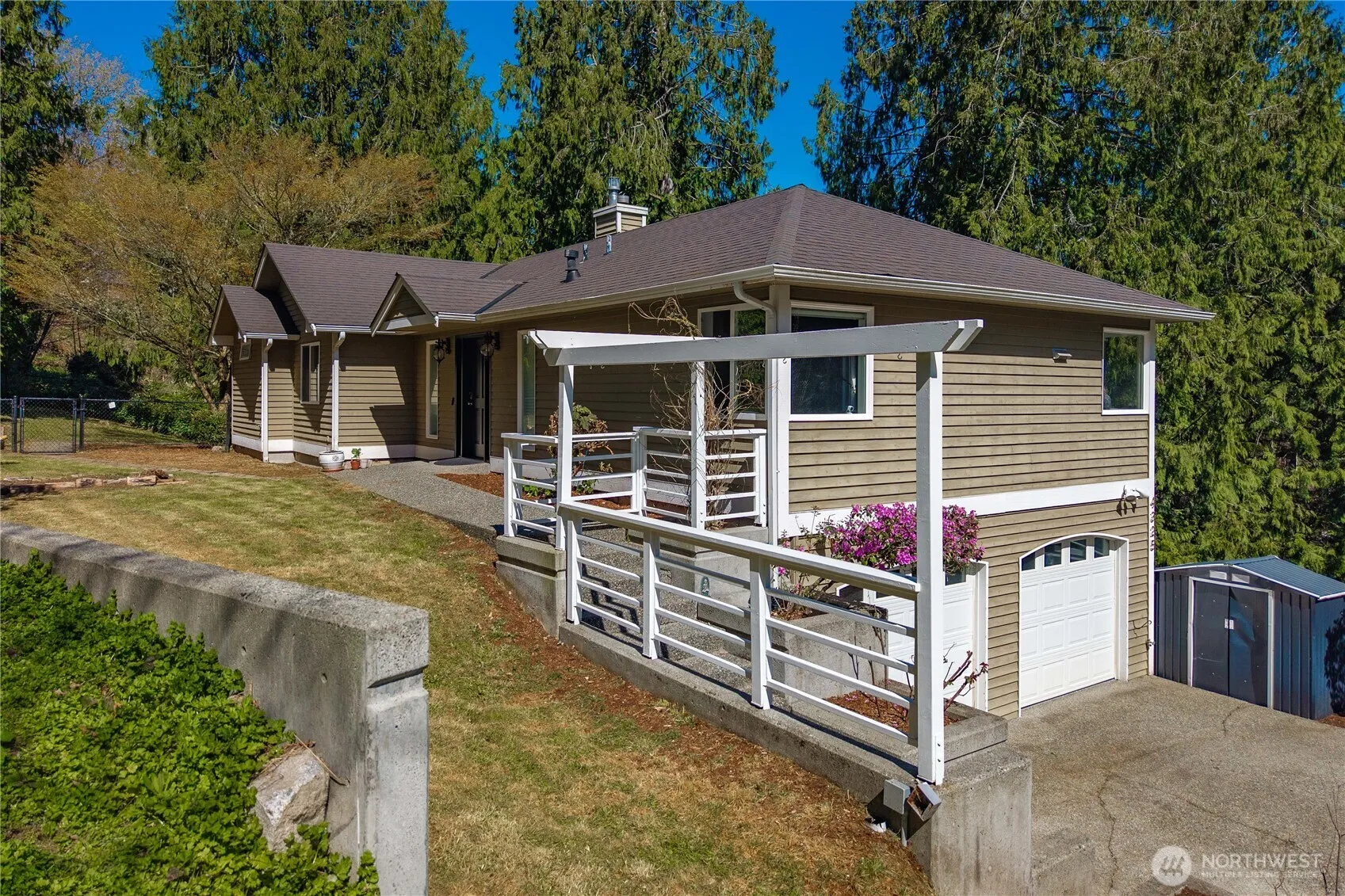 Property photo for 4325 270th Avenue Ne, Redmond photo 3