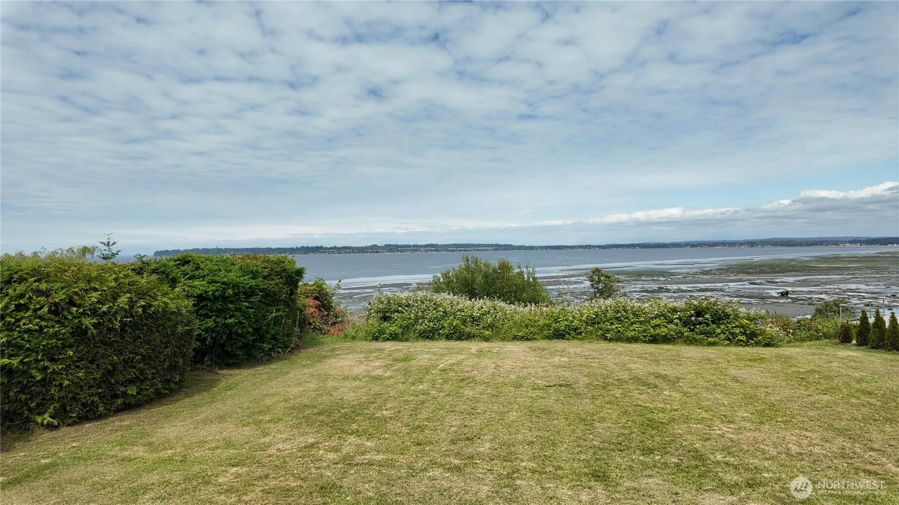 Property photo for 0 692x Holeman Avenue, Blaine