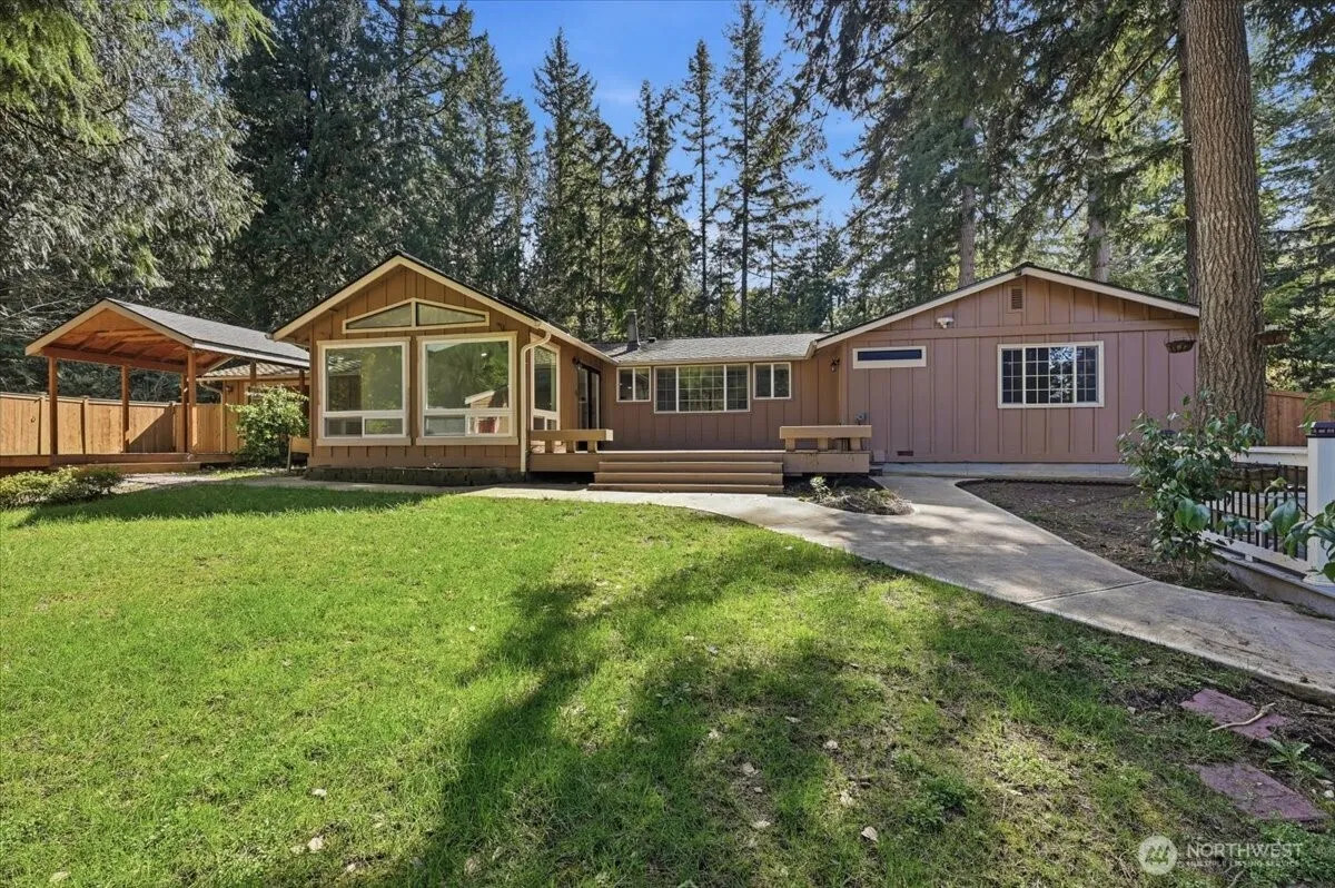 Property photo for 33807 Se 55th Street, Fall City