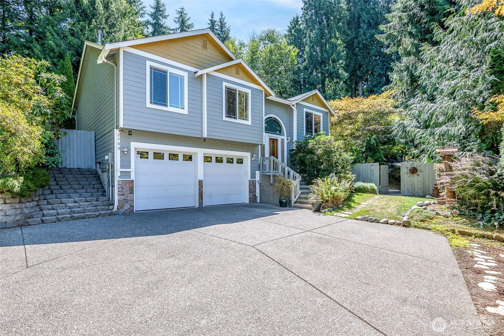 Property photo for 2703 5th Street Sw, Puyallup