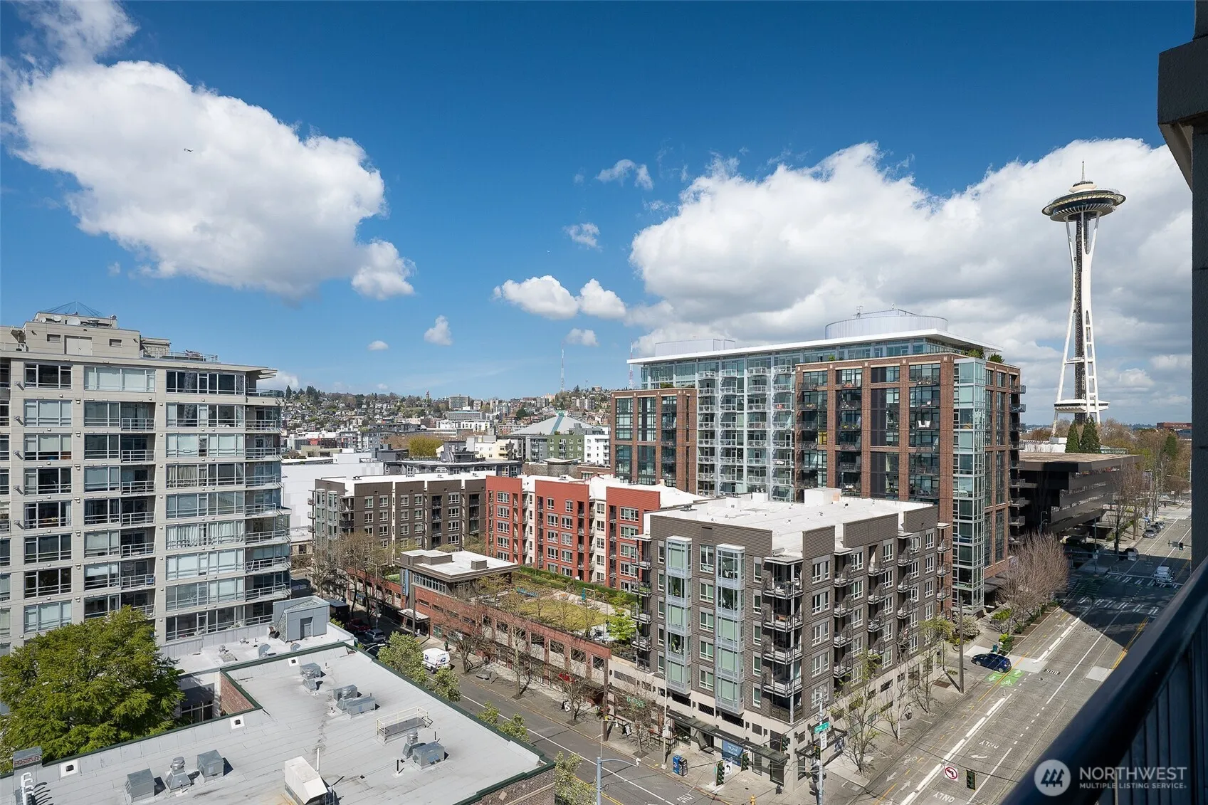 Property photo for 2801 1st Avenue #1018, Seattle photo 3