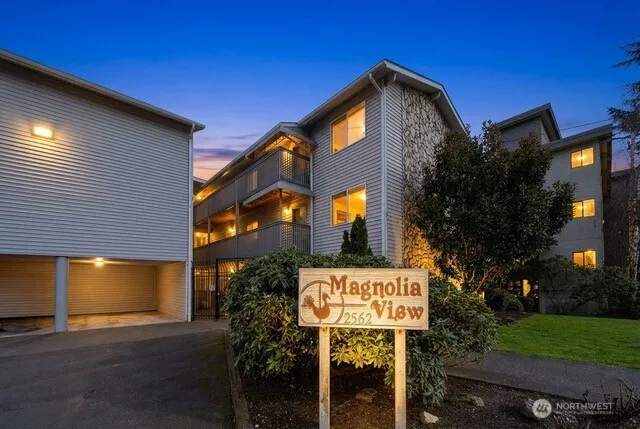 Property photo for 2562 Thorndyke Avenue W #303, Seattle