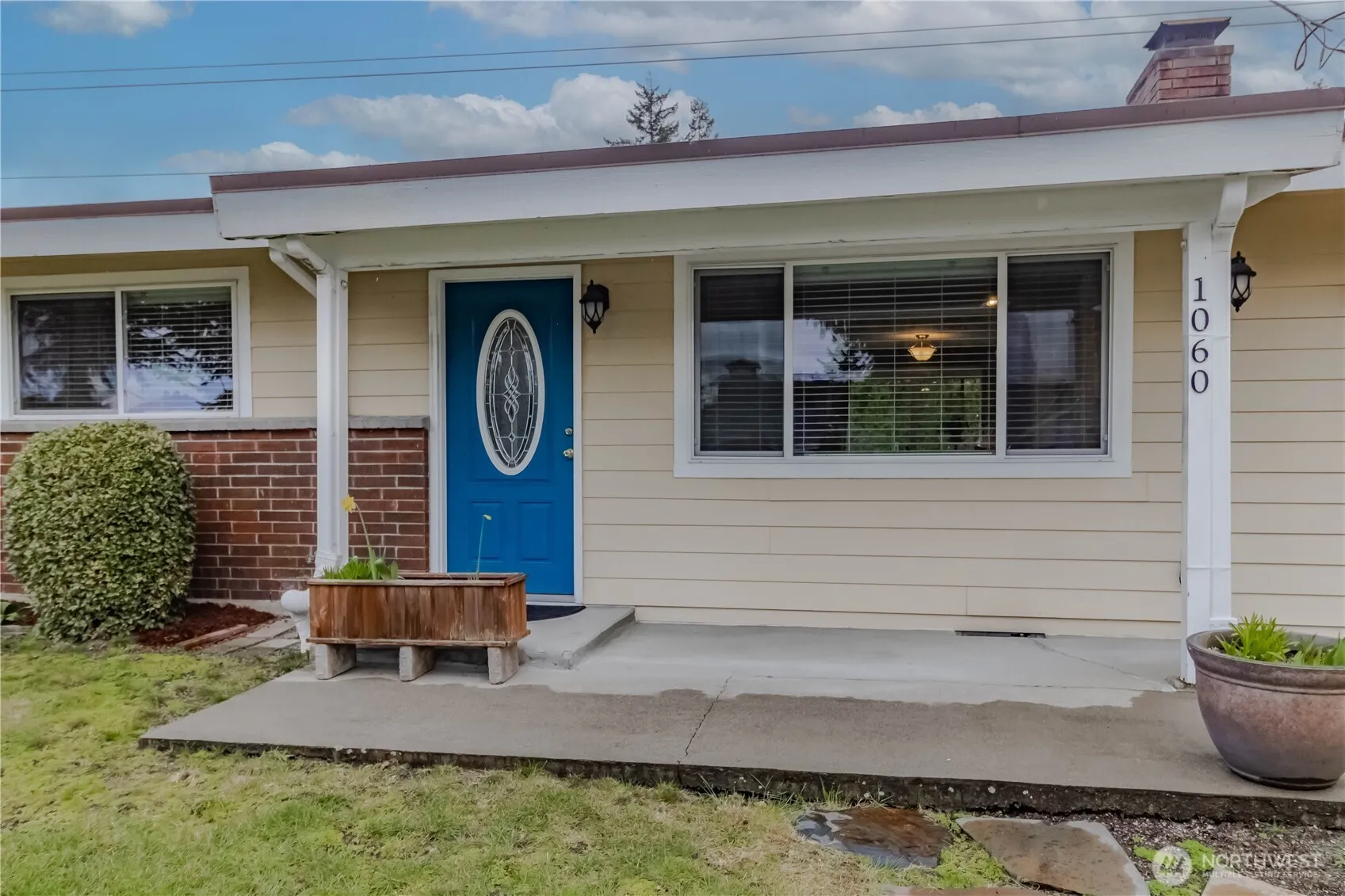 Property photo for 1060 Lynnwood Avenue Ne, Renton