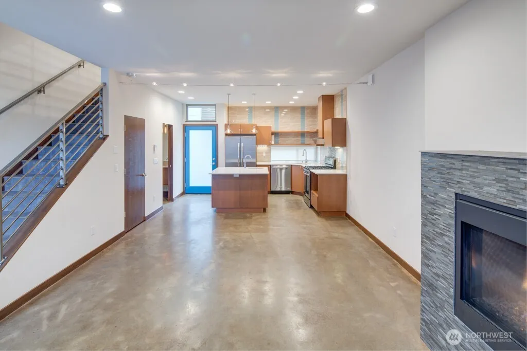 Property photo for 1531 Nw 58th Street #a, Seattle photo 5