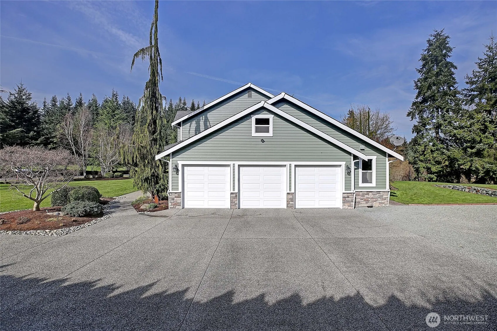 Property photo for 25721 38th Avenue Nw, Stanwood photo 3