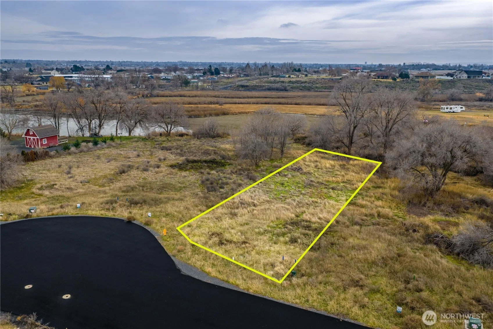 Property photo for 19 Valley Road Ne #19, Moses Lake photo 2