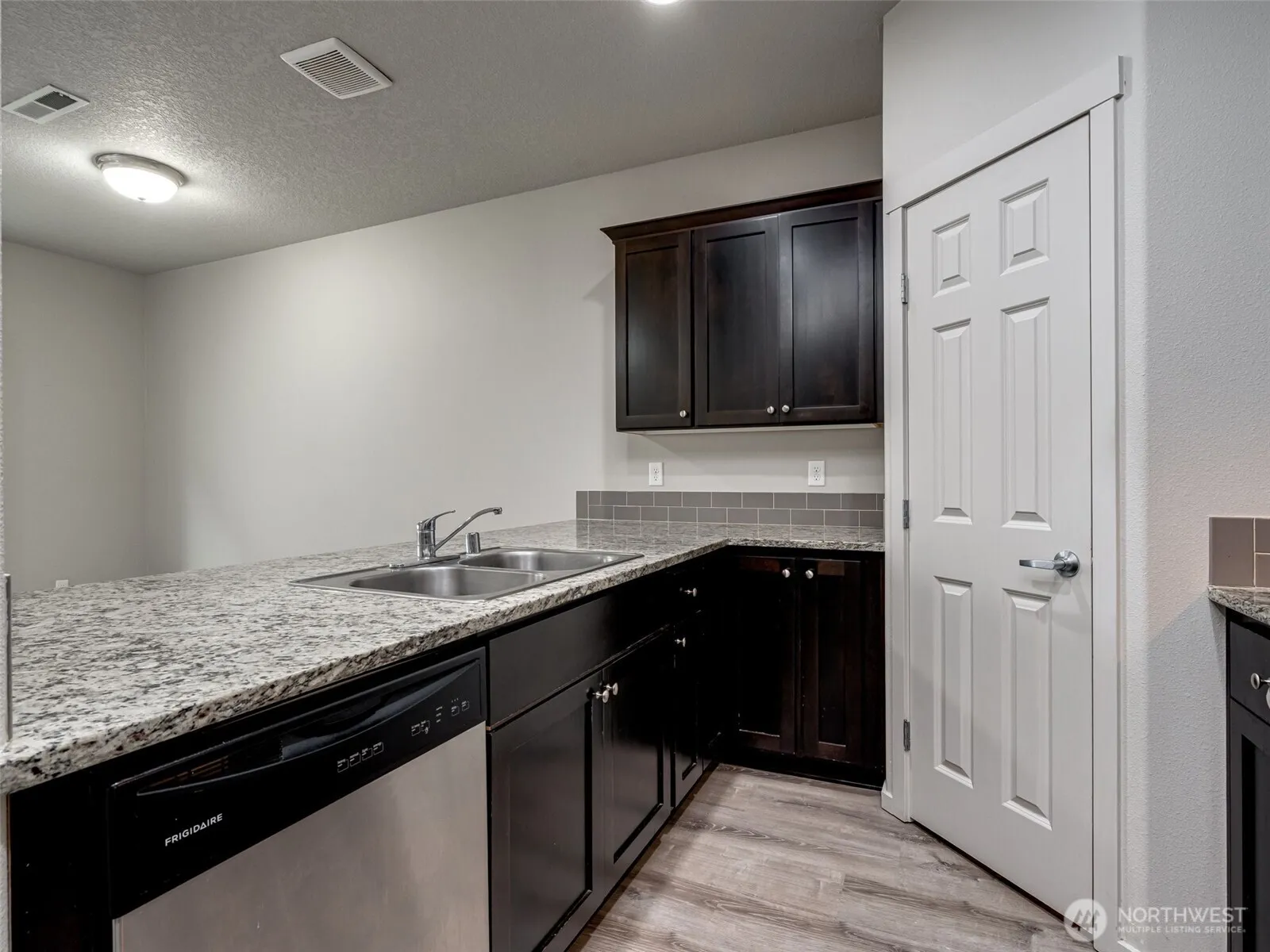 Property photo for 1427 Ne 83rd Drive, Vancouver photo 5