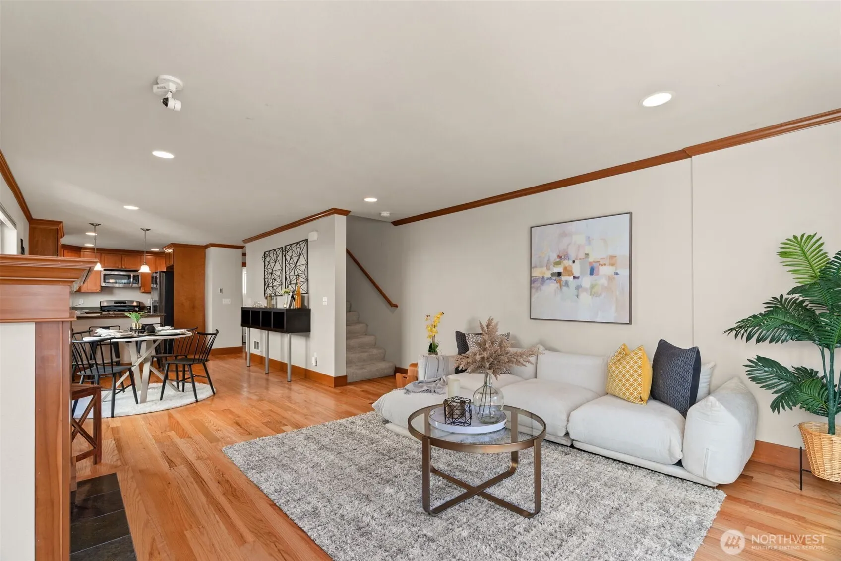 Property photo for 13718 N Midvale Avenue #c, Seattle photo 3