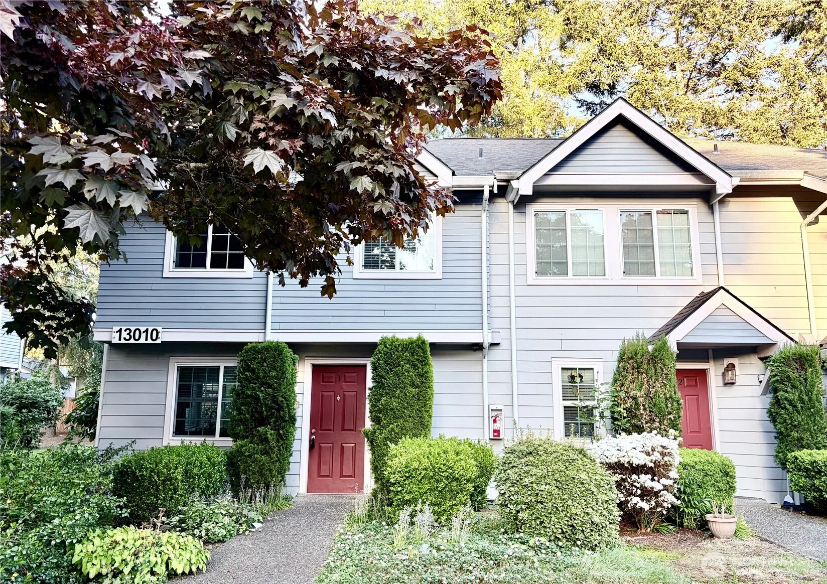 Property photo for 13010 102 Lane Ne, Kirkland