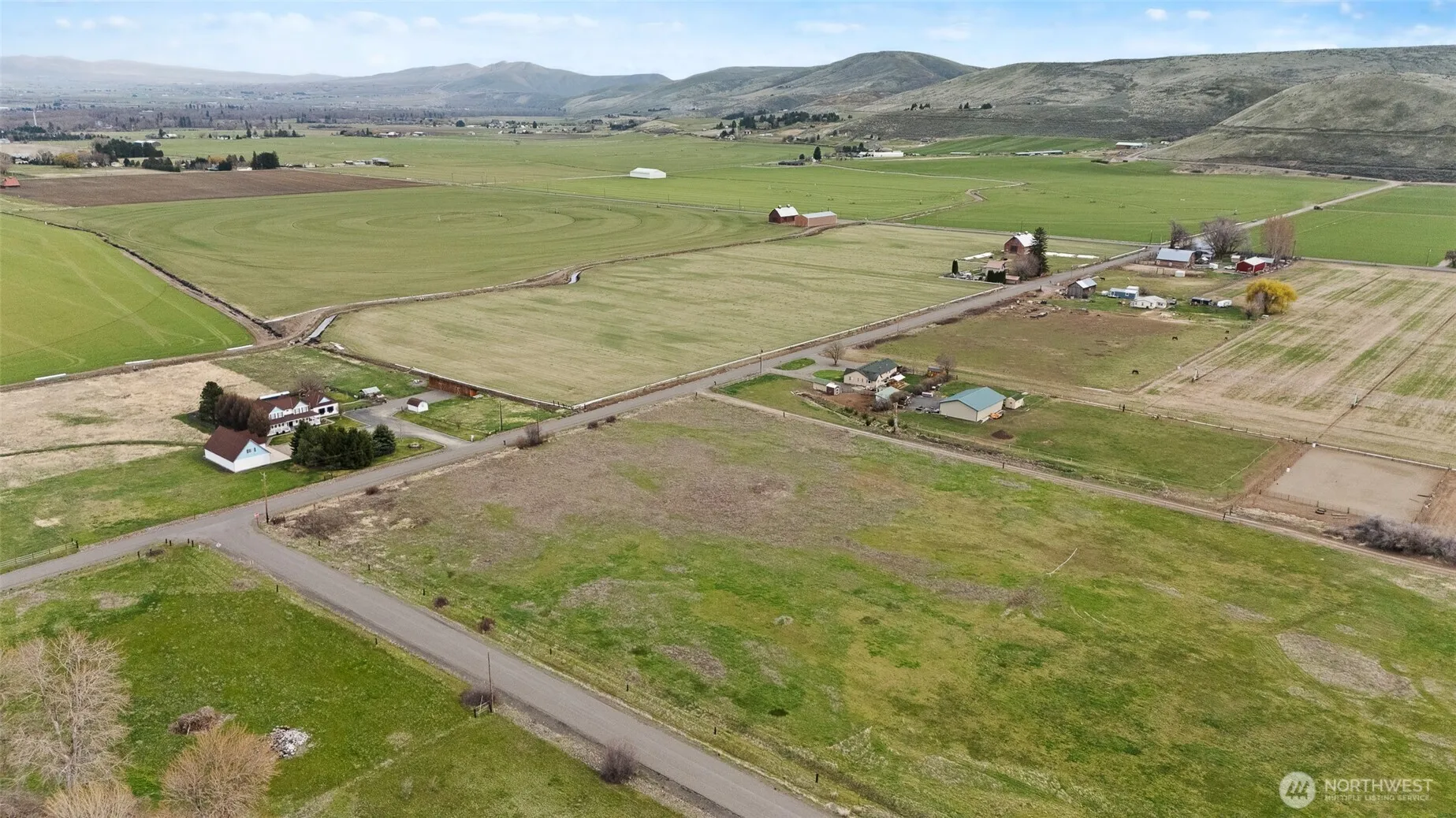 Property photo for 1 Strande Road, Ellensburg photo 4