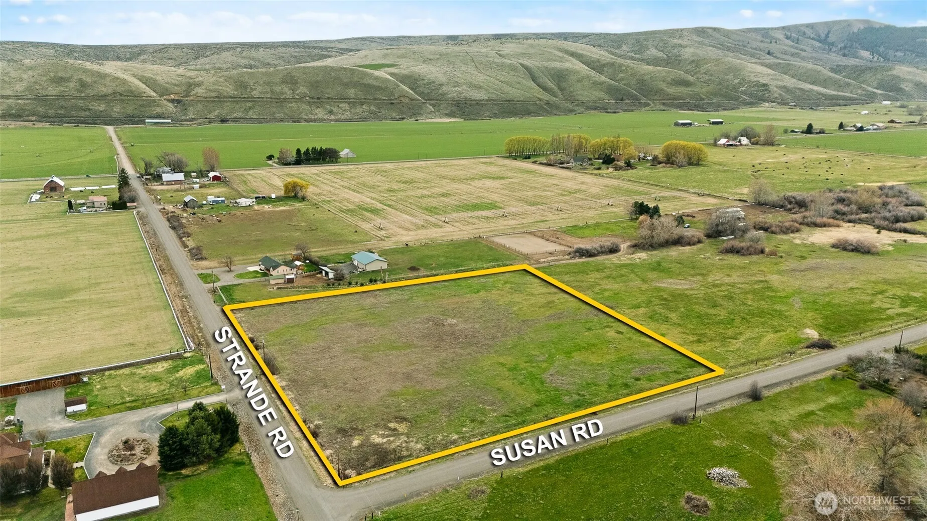 Property photo for 1 Strande Road, Ellensburg photo 2