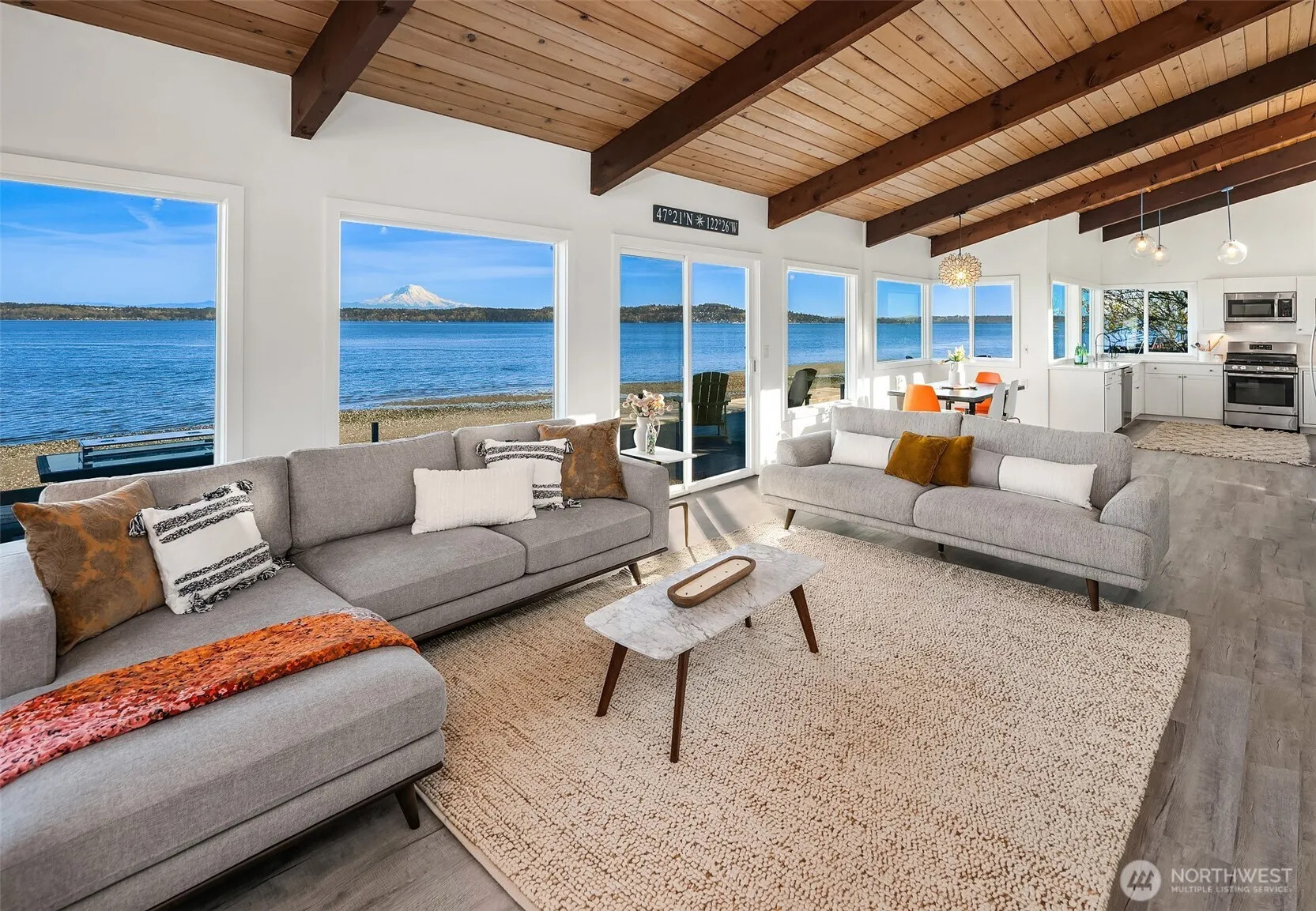 Property photo for 27518 Sandy Shores Drive Sw, Vashon