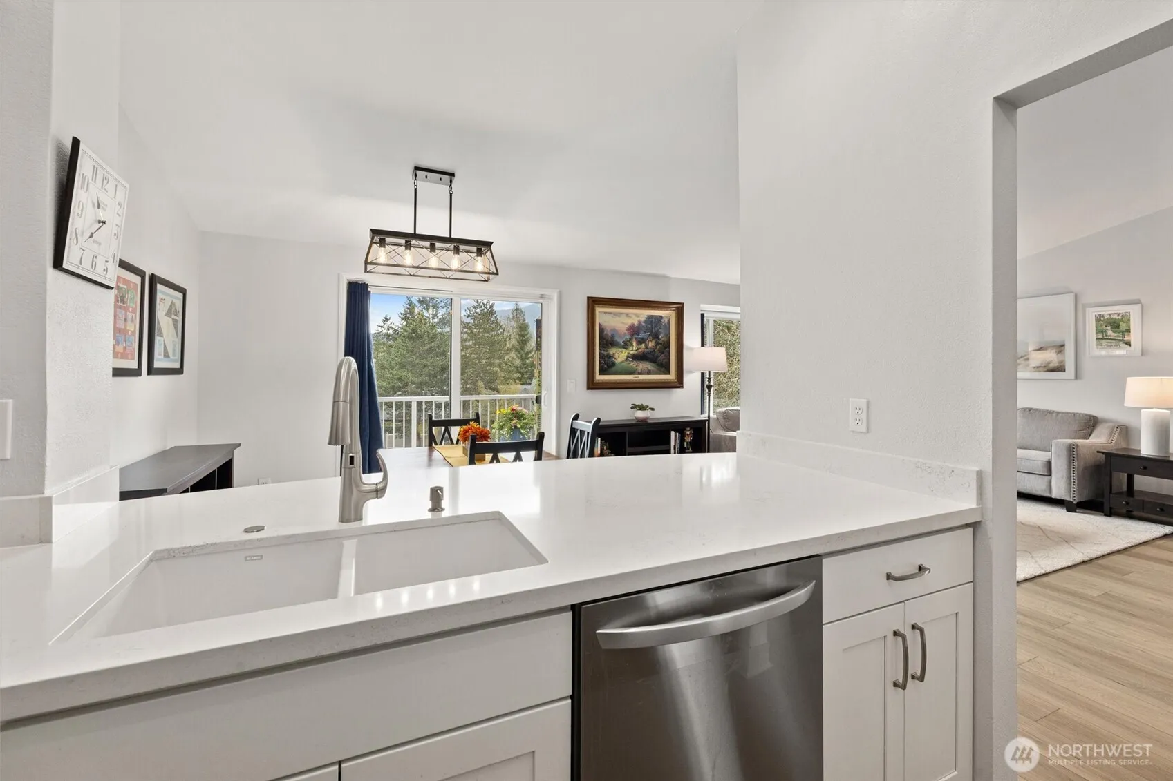 Property photo for 210 Mountain Park Boulevard Sw #f303, Issaquah photo 5