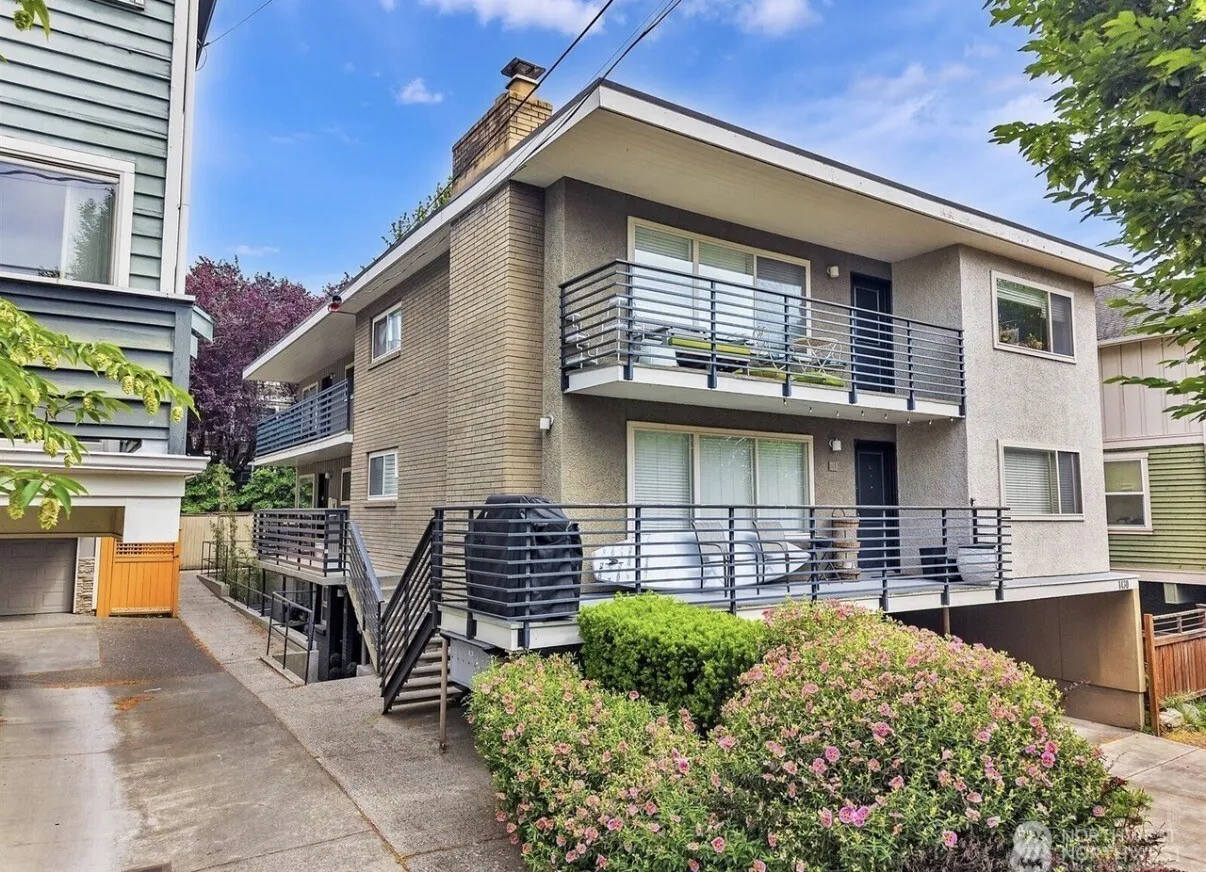 Property photo for 1430 Nw 59th Street #202, Seattle