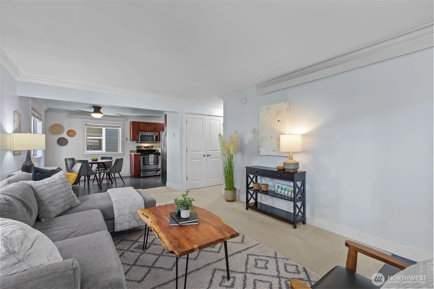 Property photo for 1430 Nw 59th Street #202, Seattle photo 4