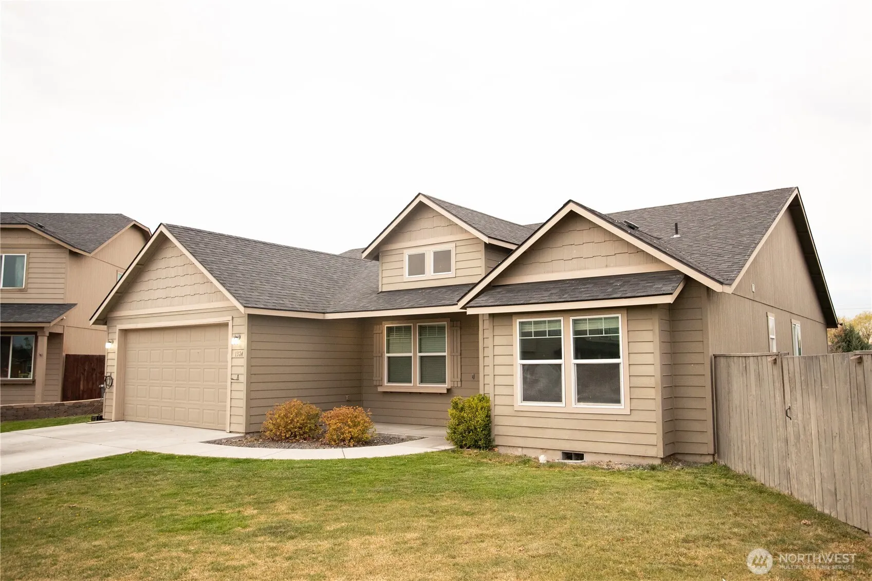 Property photo for 1324 E Polk Court, Moses Lake photo 2