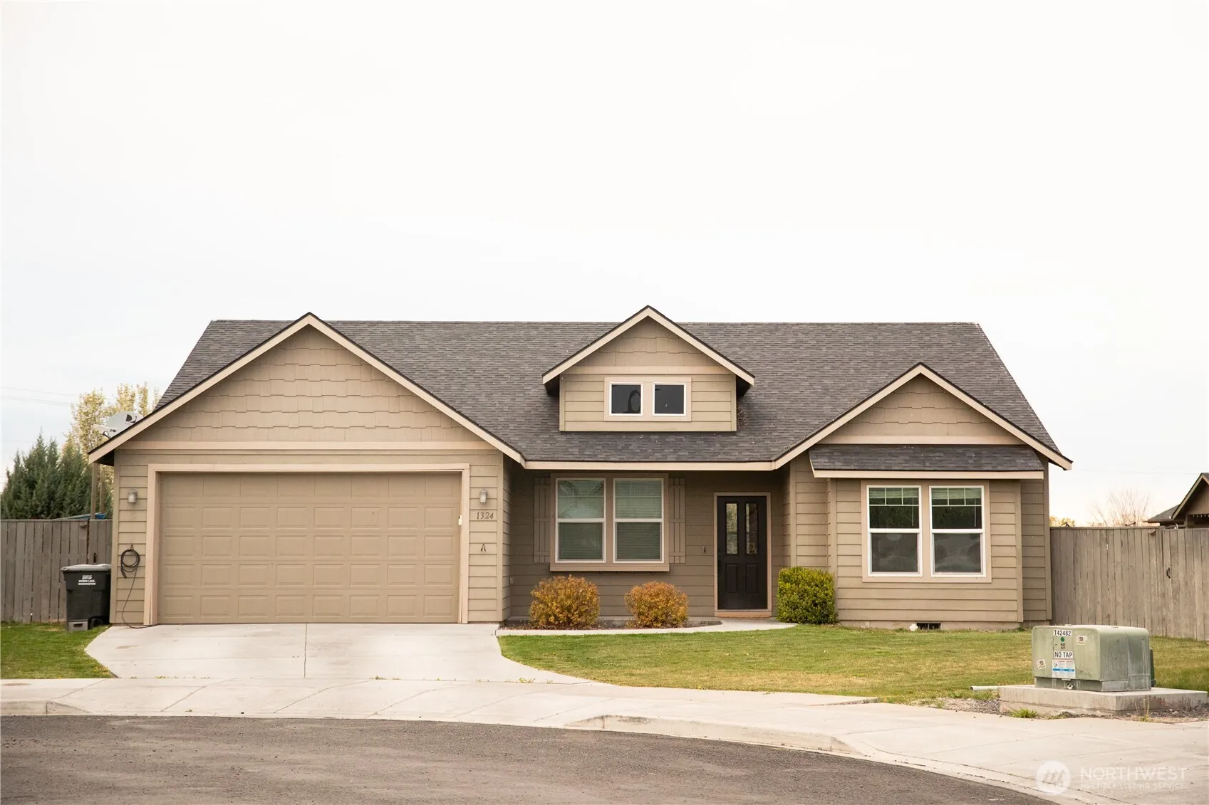 Property photo for 1324 E Polk Court, Moses Lake