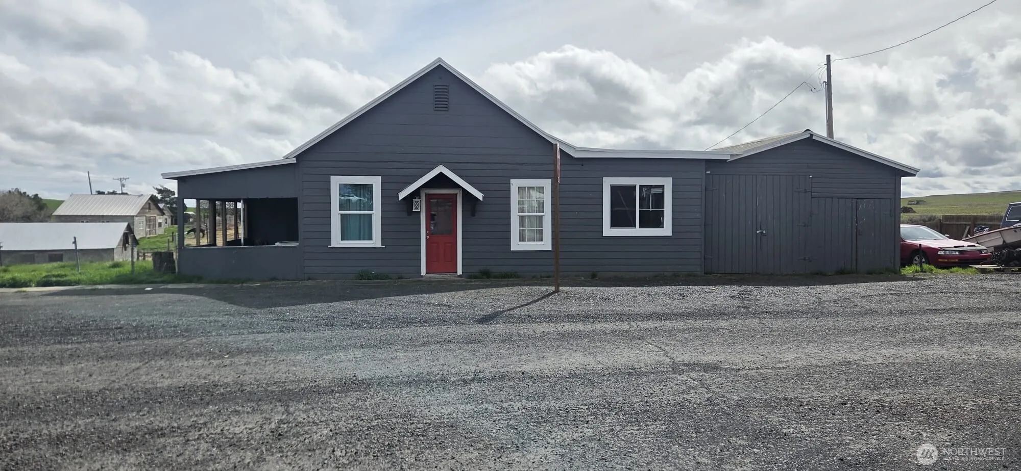 Property photo for 151 First Avenue, Hatton