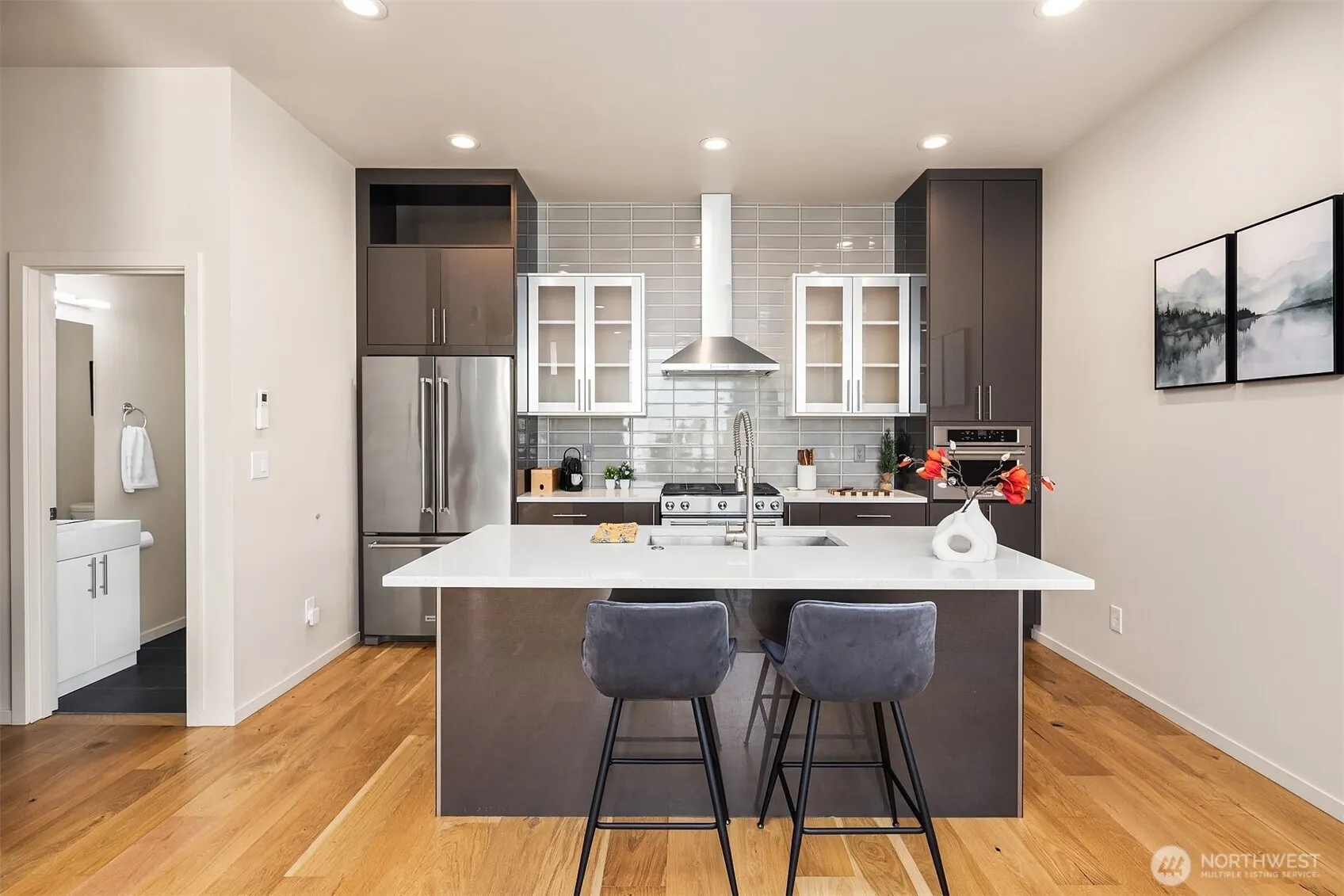 Property photo for 6221 20th Avenue Nw, Seattle photo 5