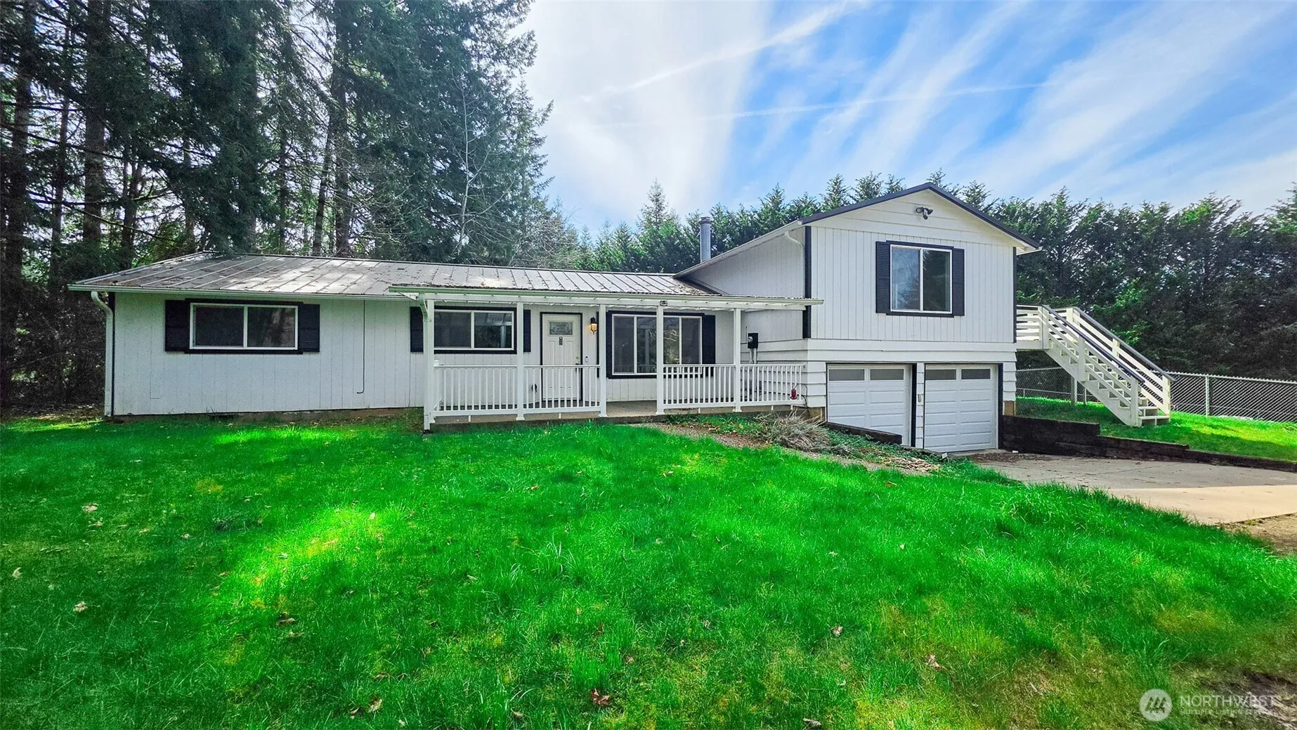 Property photo for 55 Meadowood Drive, Elma