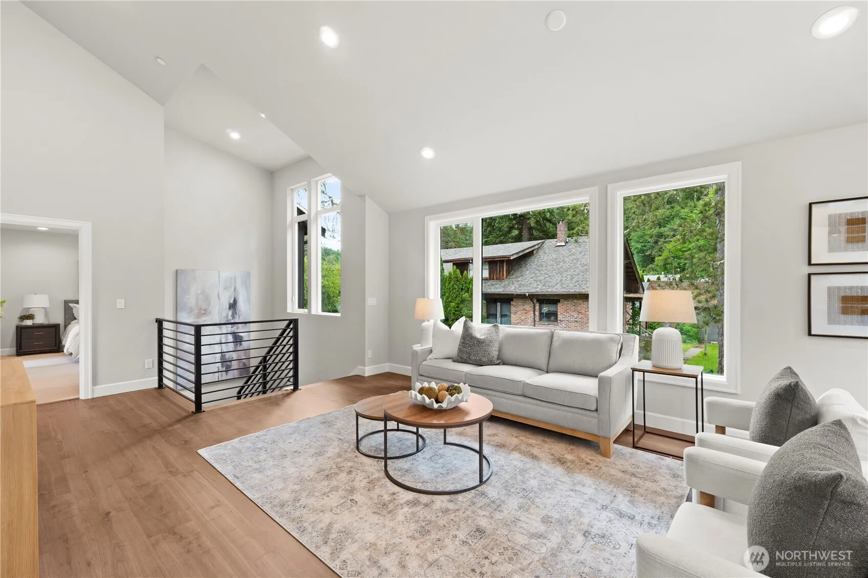 Property photo for 529 Se Bush Street #b, Issaquah photo 3