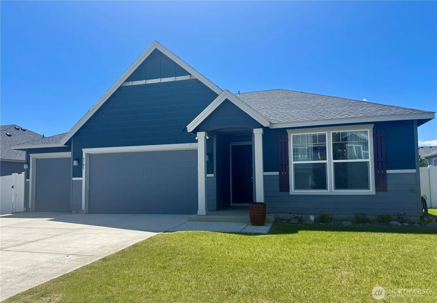 Property photo for 4705 W Merlin Street, Moses Lake