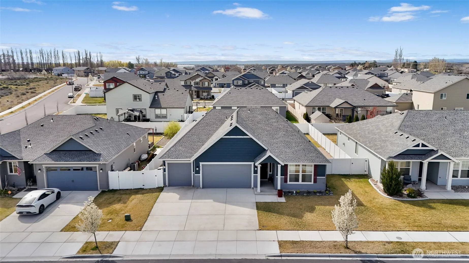 Property photo for 4705 W Merlin Street, Moses Lake photo 2